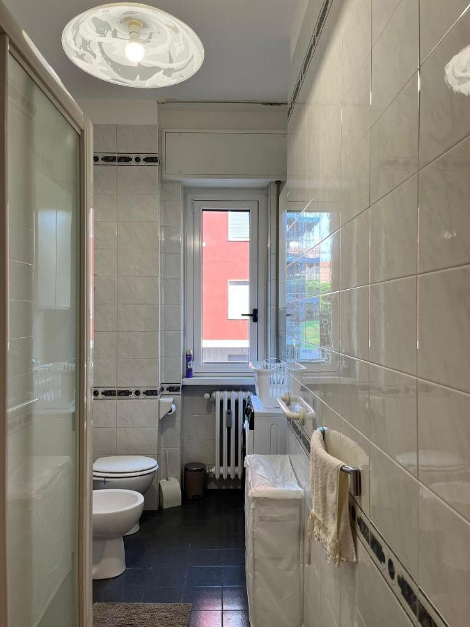 Casa Vittoria A Due Passi Da Milano Apartment Чезано Босконе Екстериор снимка